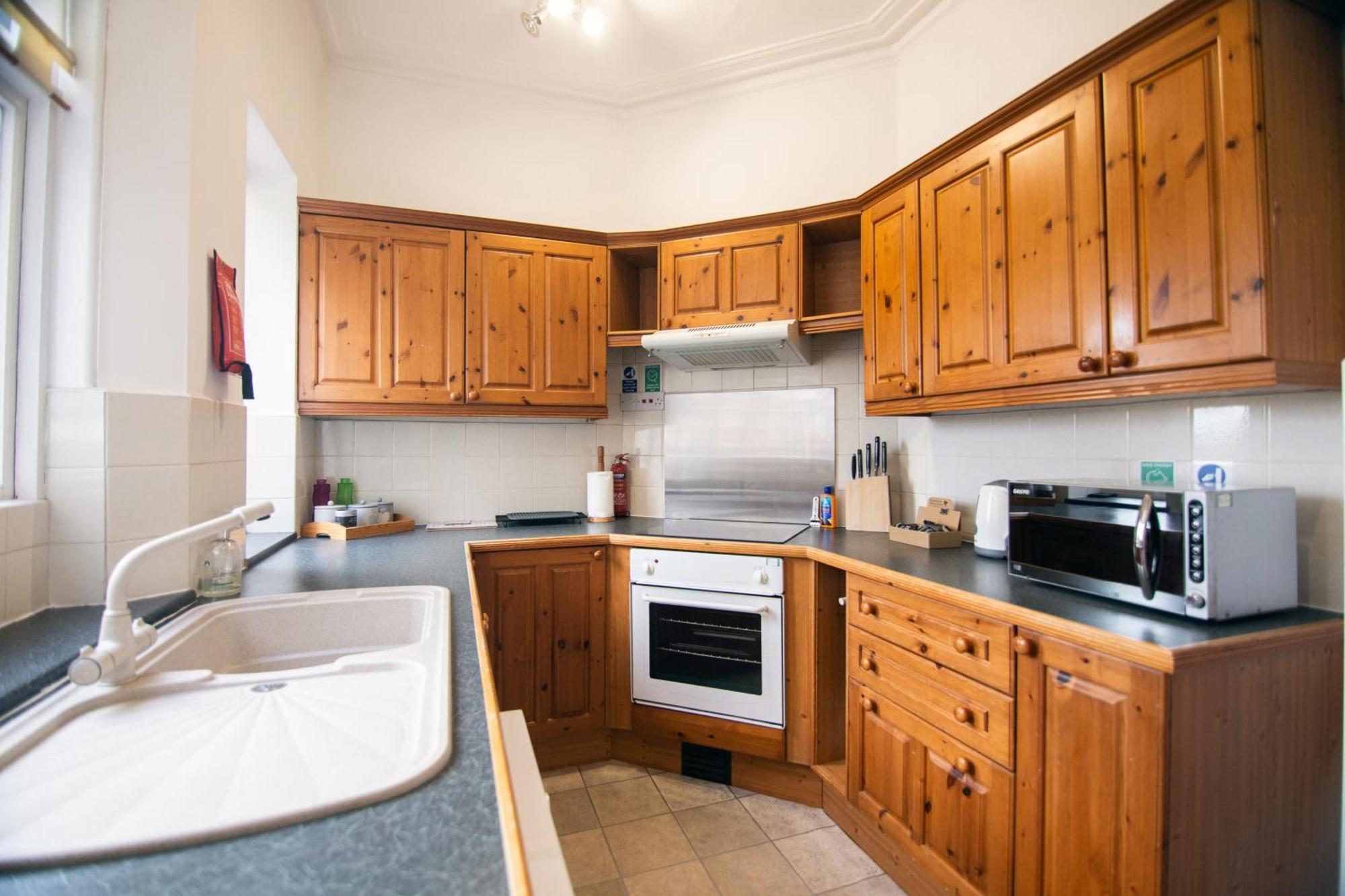 The Summit West End- Elegant Apartment With Free Parking In Prime Location Aberdeen Dış mekan fotoğraf